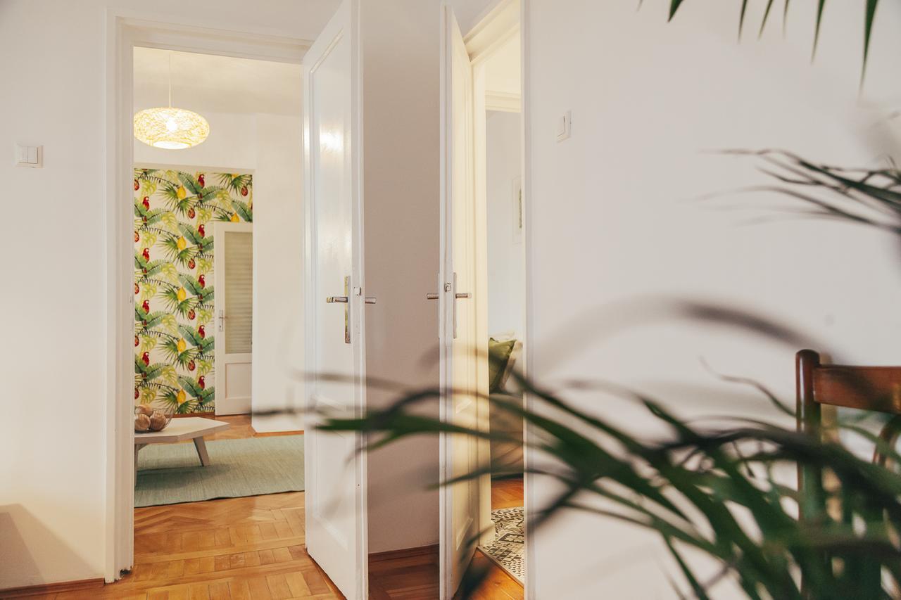 Old Town View Apartment Bucharest Exterior photo