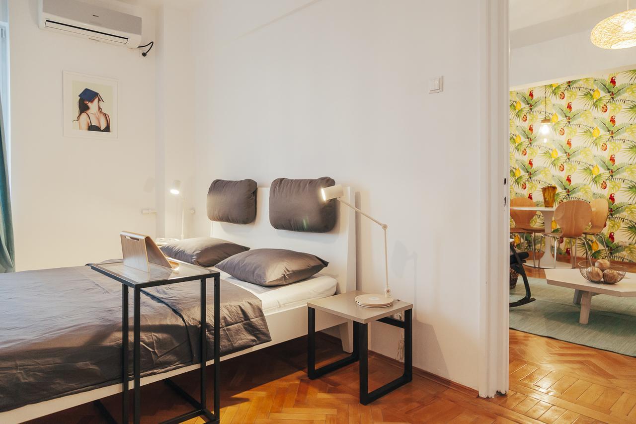 Old Town View Apartment Bucharest Exterior photo